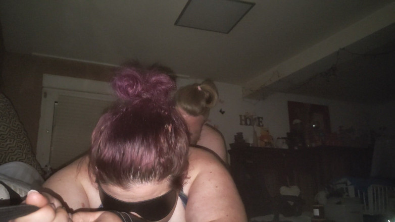 MarryDustin: 그는 나를 묶고 나를 열심히 따먹어!