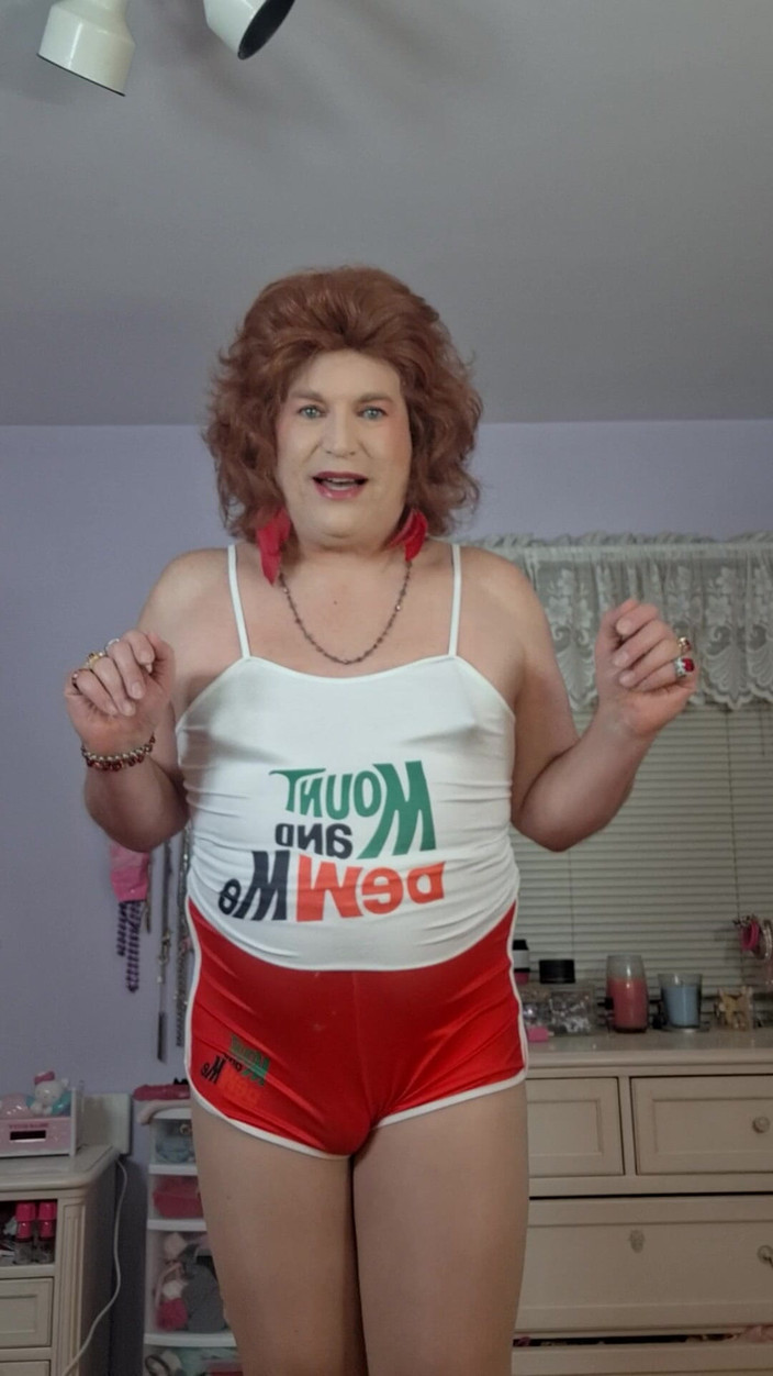 Victoria Lecherri: La Mia Vita Segreta Come Trans Hotwife!