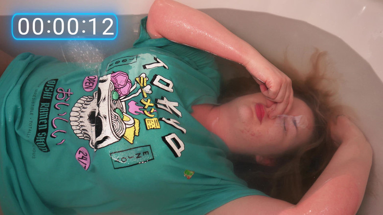 JessieHH: Sfw屏住我的呼吸水下挑战 4k 60fps 免费