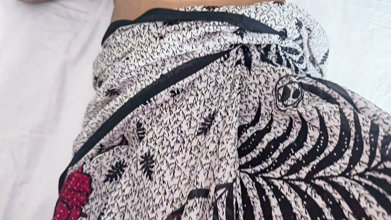 sweetpriya01: I fucked my mother-in-law, thinking she was my wife.