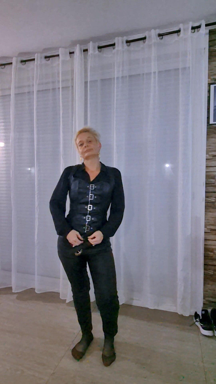 Sofy13: 连下面都要煮熟。你想看看