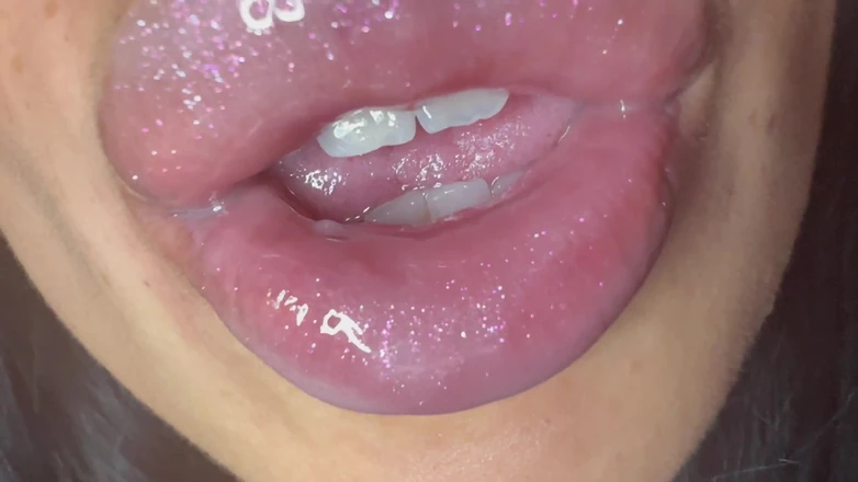 Asmr_mouth: A Loooot of Lipgloss When I Kiss