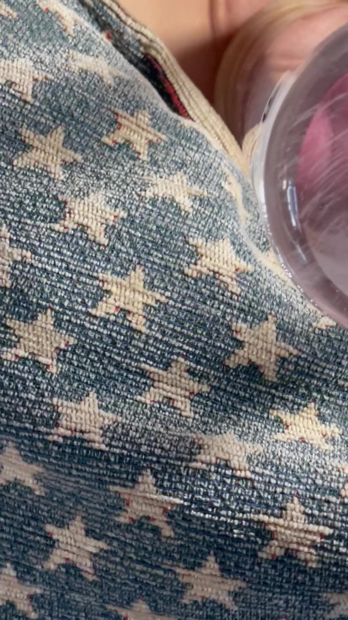 PiercedQueenOfSpades: Pumping My Pussy!
