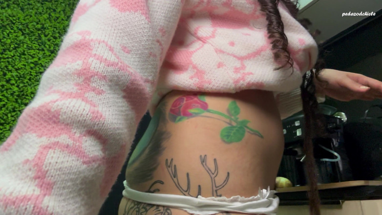 Pedazodchicle: Uriașa te bătăușește și te ia cu spărgătorul ei de cur