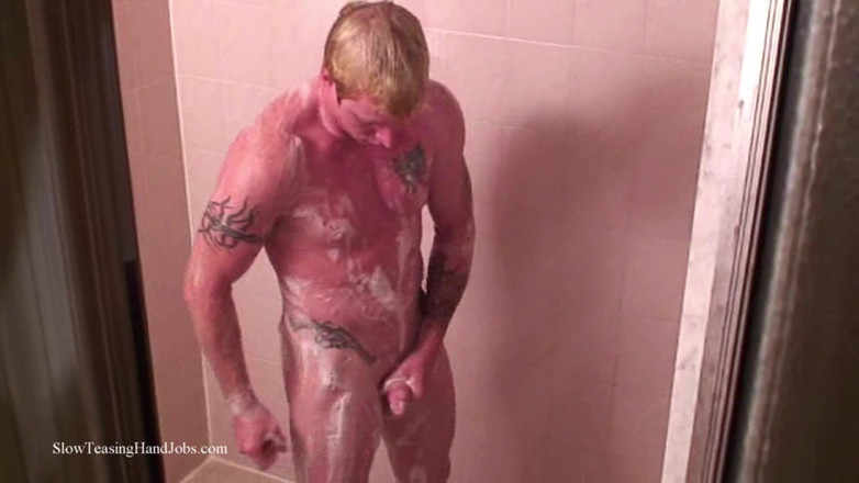 Wet Dream Men: Cody - melancap dan mandi