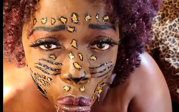 MochaSwallows: La pipe de Kitty Kat de Mochaswallows