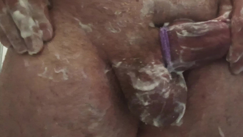Mr fat sack 69: L'ora della doccia