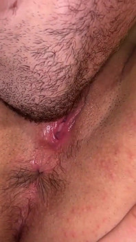 First Date and He Decides to Eat My Pussy