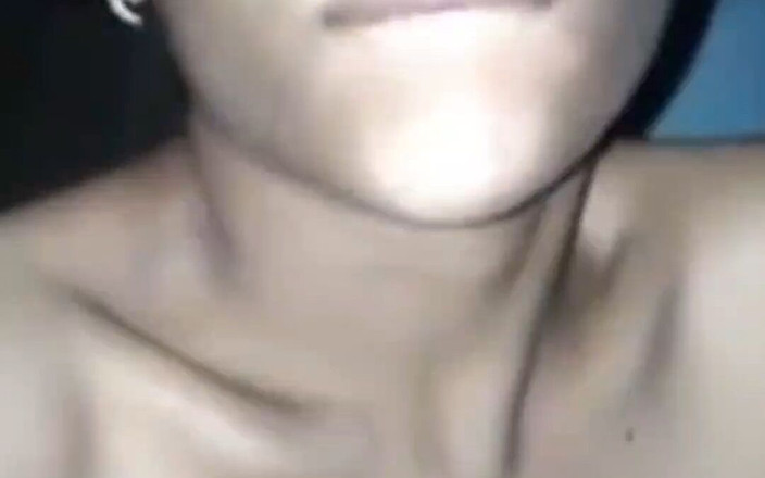 Puja viswash: मैं अपनी चूत को तीन उंगलियों में रगड़ता हूं