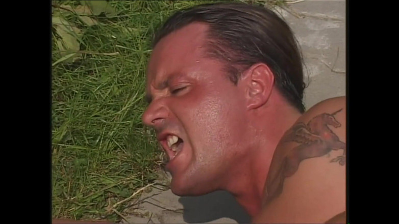 Deutschland porn: Mimo hru, ale šťastný