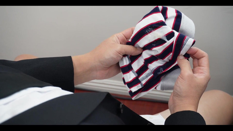 UnderXiaoQiang: Mainan ini membuatku cumming terlalu cepat!