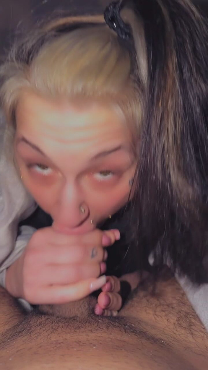 InkByTscheii: Neuspořádaný orální sex