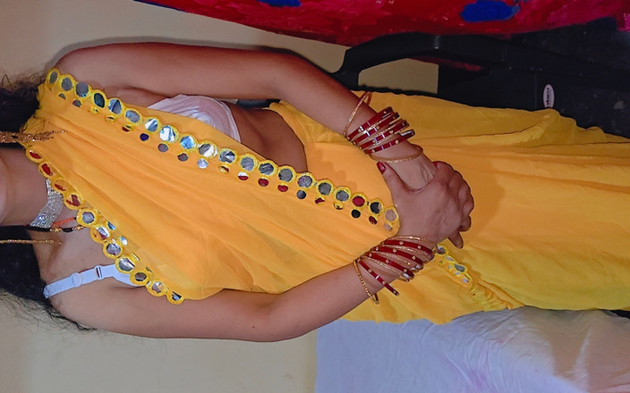 Lalita Singh: Cute Saree Bhabhi Gets Naughty for Hard Back Side Sex...