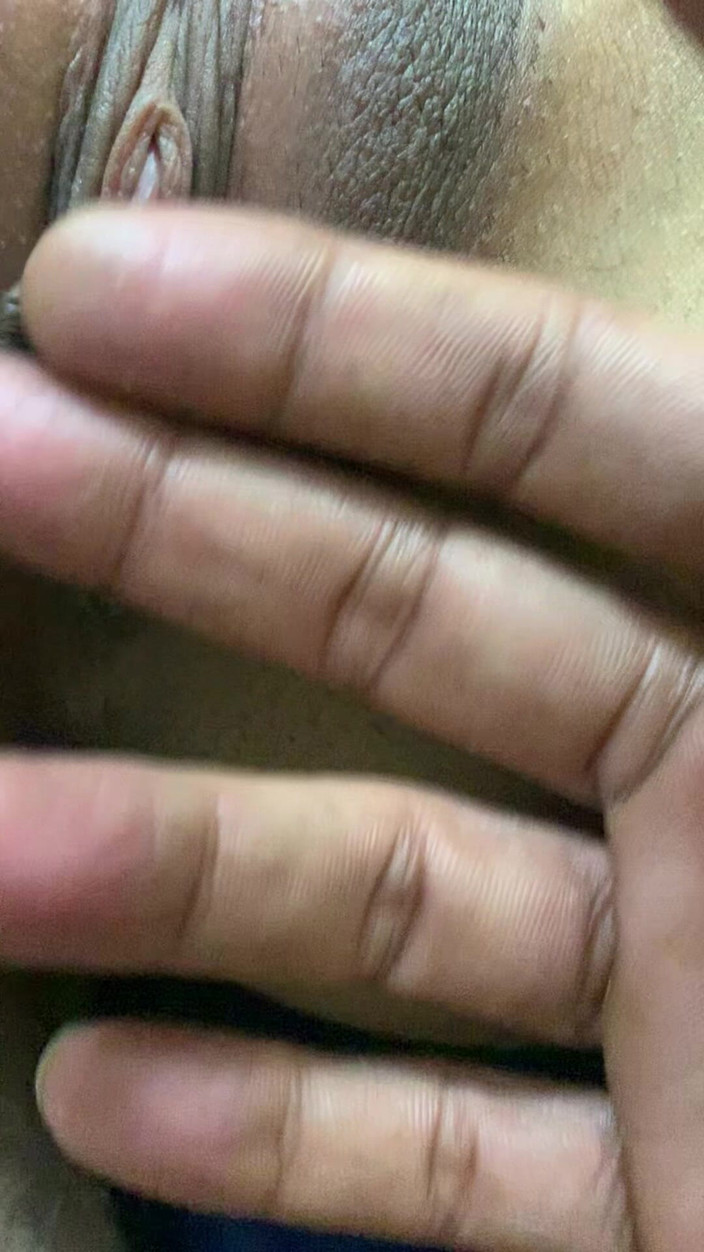 wickedriya: Kancelářská aféra se šéfem: Generální ředitel šuká sekretářku na stole