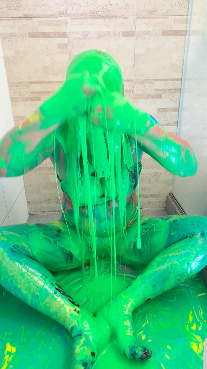 anabel693: Dirty and Play Covered in Colorful Pastry Cream and Wet...
