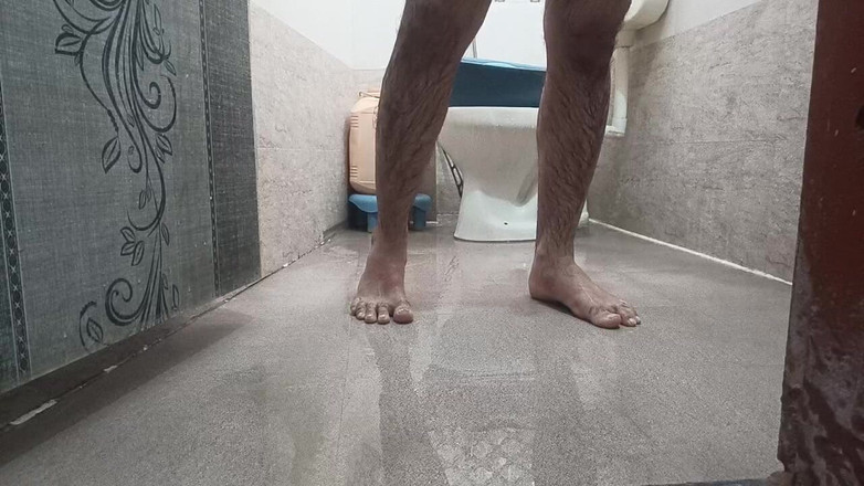 LovedSunsine1990: Ada Sesuatu yang lain yang membuat mandi berseronok bogel.