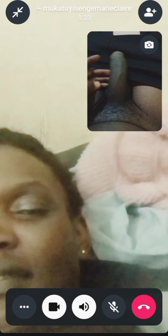 Me and my new slut: Ebony Mature Bitch Loves Masturbating Mutually on Call,