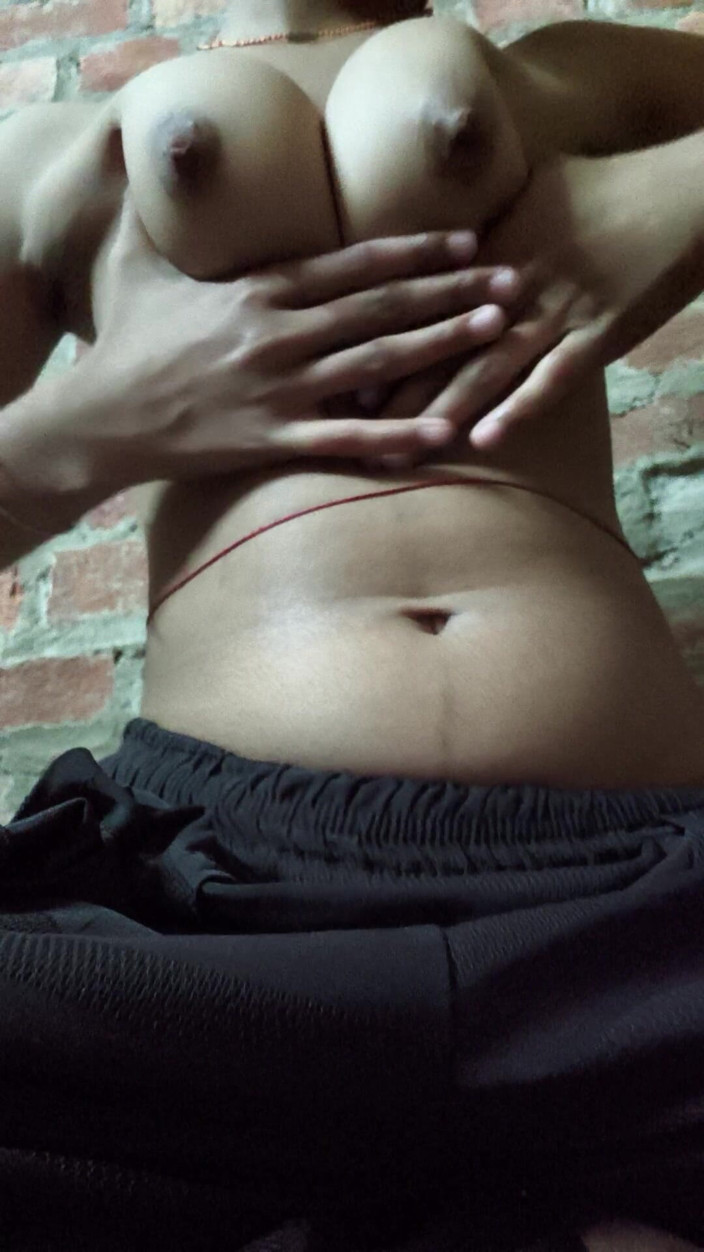 P_baby Ji: Sexy Video