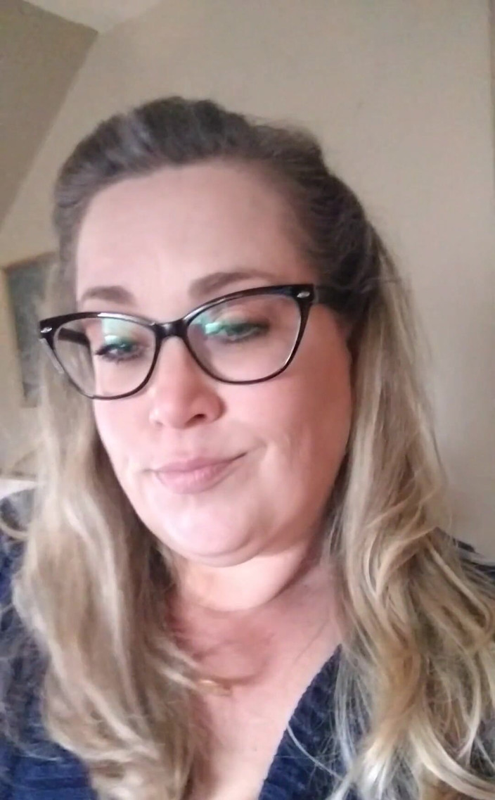 Lily Bay: Nápady na scénář?? Potřebuji se inspirovat