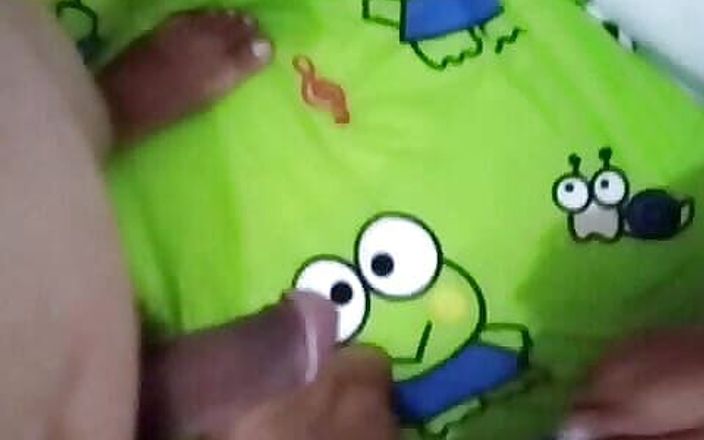 Lian Kulla: Sepong kontol sampai telan sperma di mulut