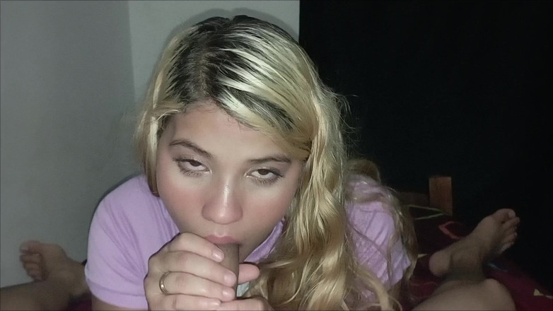 peachysofiahot: Eski sevgilimi çok sert emiyor