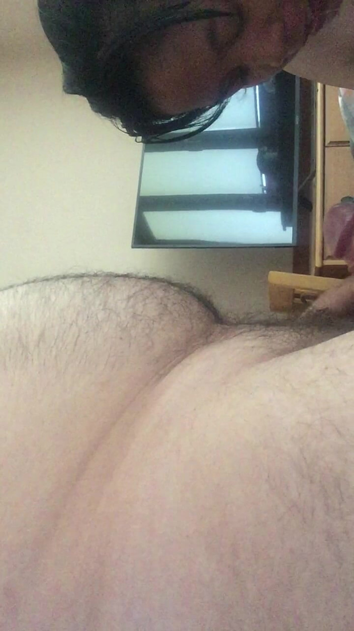 Megacute9999: Indonesische vrouw zal nooit weigeren om een lul te zuigen