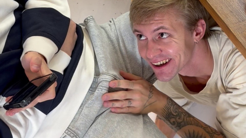 Ethan Lestray: Parte 1 Tomó Completamente Un Grande En Su Boca Y Se...