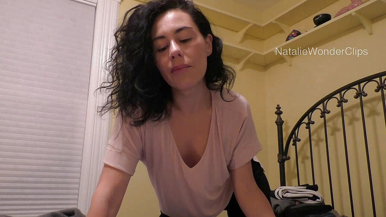 Natalie Wonder: Zatímco jsi odpočíval, macecha probouzí tvého ptáka