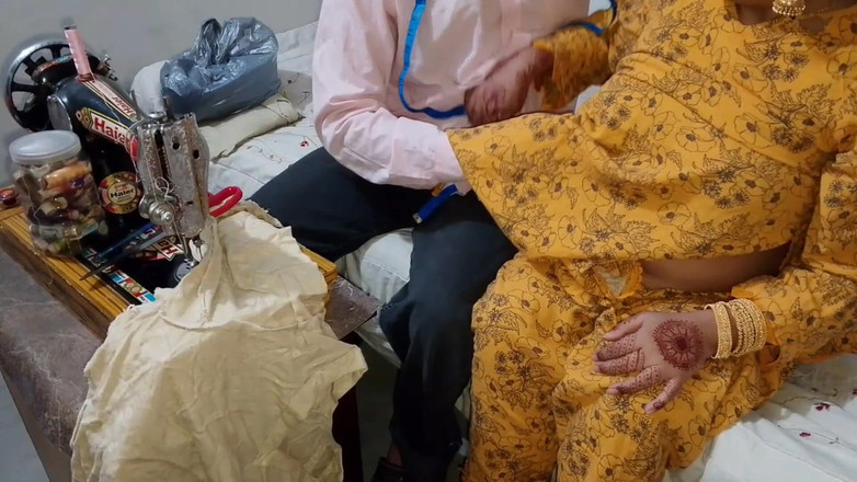 RedQueenRQ: Desi indická bhabhi sex s krejčím