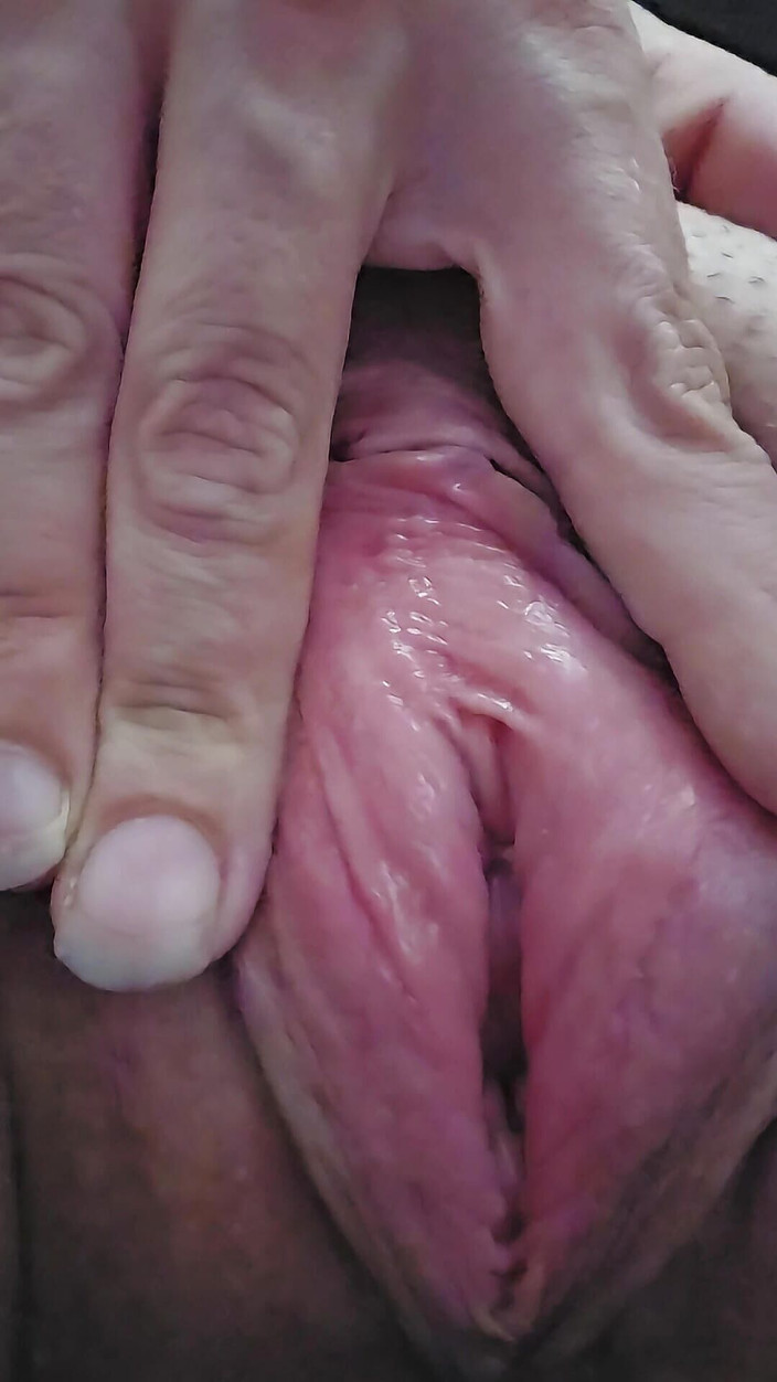 NaughtyAleena: शरारती aleena फटाफ़ट चूत में घुसती है अनुबंधित चरमसुख क्लोज-अप