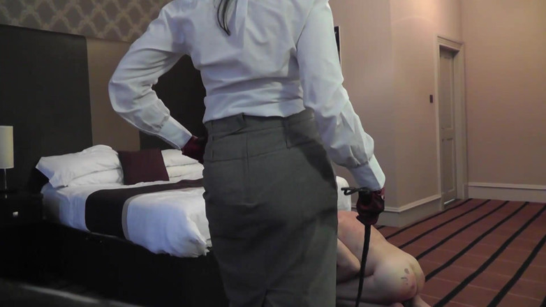 Real Sessions Filmed Miss Jessica Wood: Těžký trest - část 4 - velikost 1920 x 1080