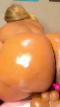 Jack off to My Phenomenal Ass, Episode 1121