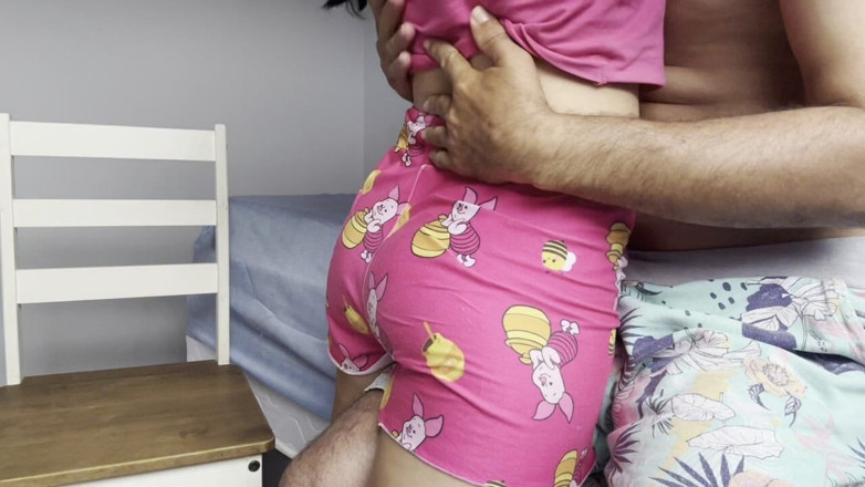 Xhacamisinha: Anale Profondo Con Corpo Magro Sposato, Piegato E Culo Colpito