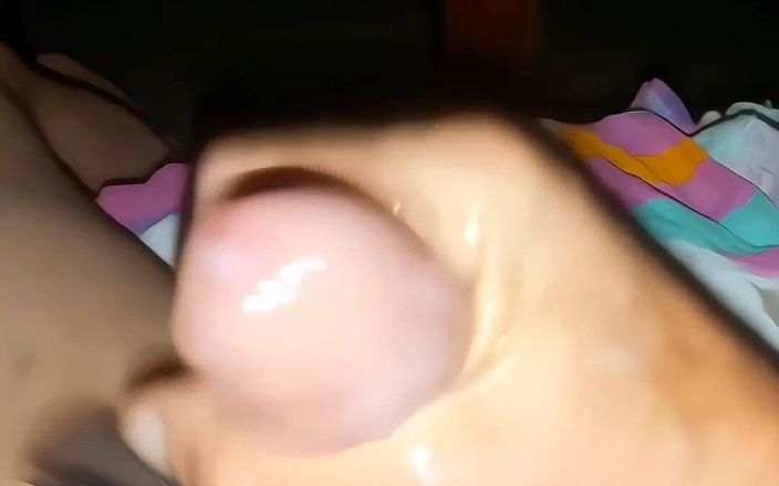 Lizzaal ZZ: Cumshot Before Bed in My Sexy Nightdress