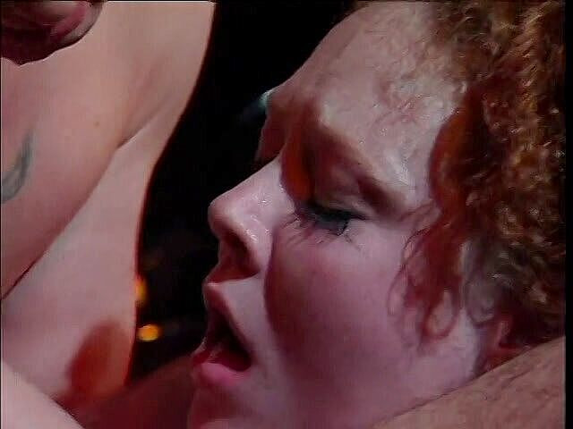 Dark Dungeon Secrets: दो लड़कियां nina और एक लड़का चुदाई कर रहे हैं