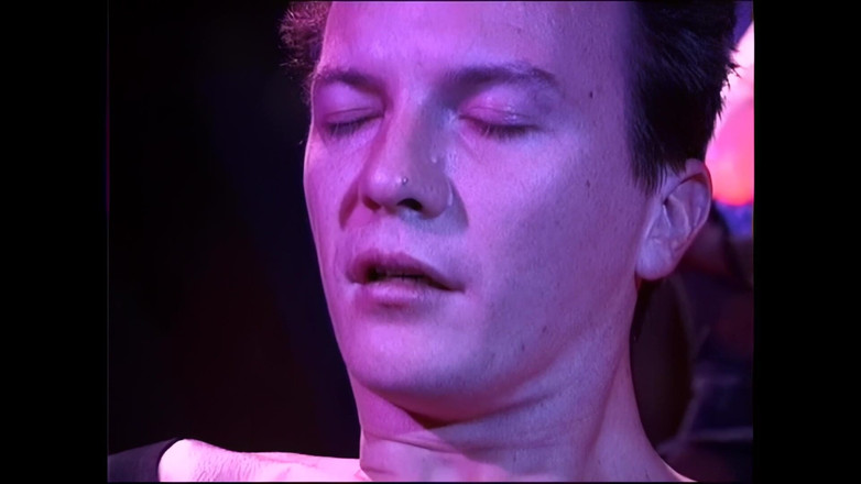 Cinema X: 魔法房间，振动很大