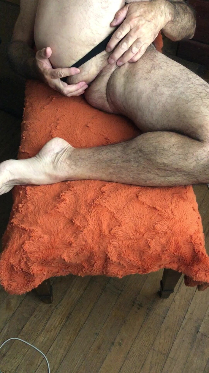 OhTrevor: Ohtrevor - padrasto peludo quente acorda para Bolero