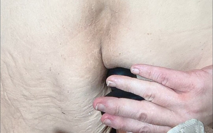 HerculesnVENUS: It's Double Trouble When 2 Guys Get a Piece of That...