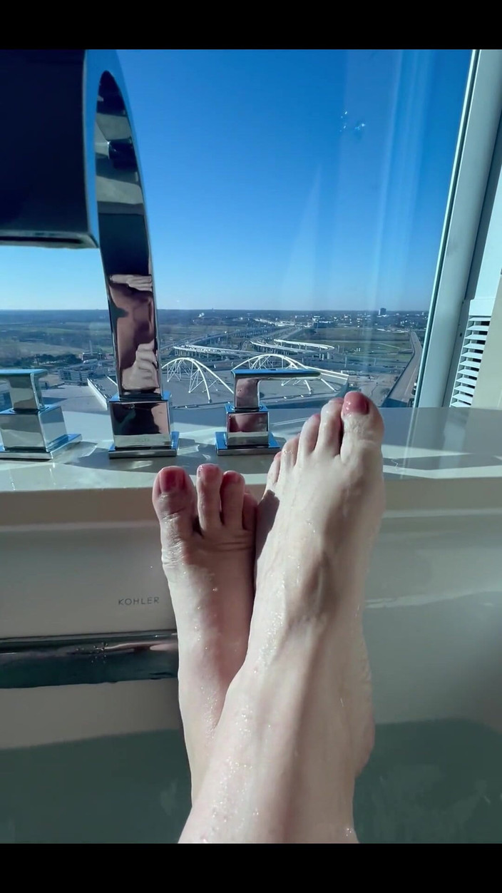 Flight Attendant Fiona: Salam Dari Boston