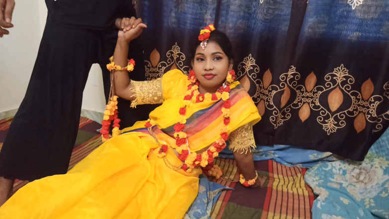 Bangla Academy: Sexy_toma indiancă din Bangladesh frumoasă indiancă desi bhabhi sexy care își...