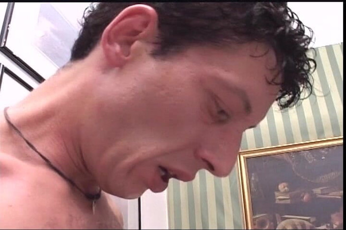 Planete Francaise: Зрелая французская сучка получает камшот на лицо после горячего анального траха