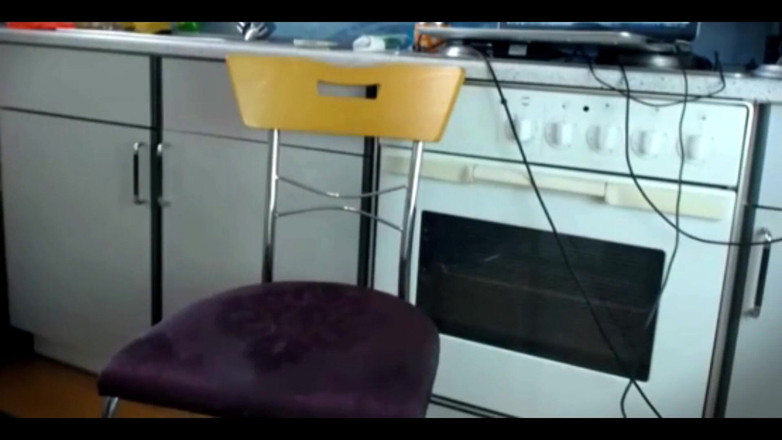 Sexydea: Momente intime: Dorințe goale în bucătăria goală