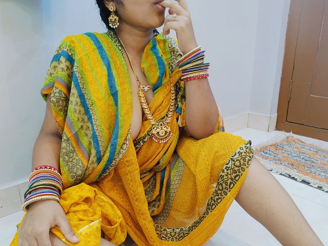 Rajasthani Hot Bhabhi (Sexy sonali)