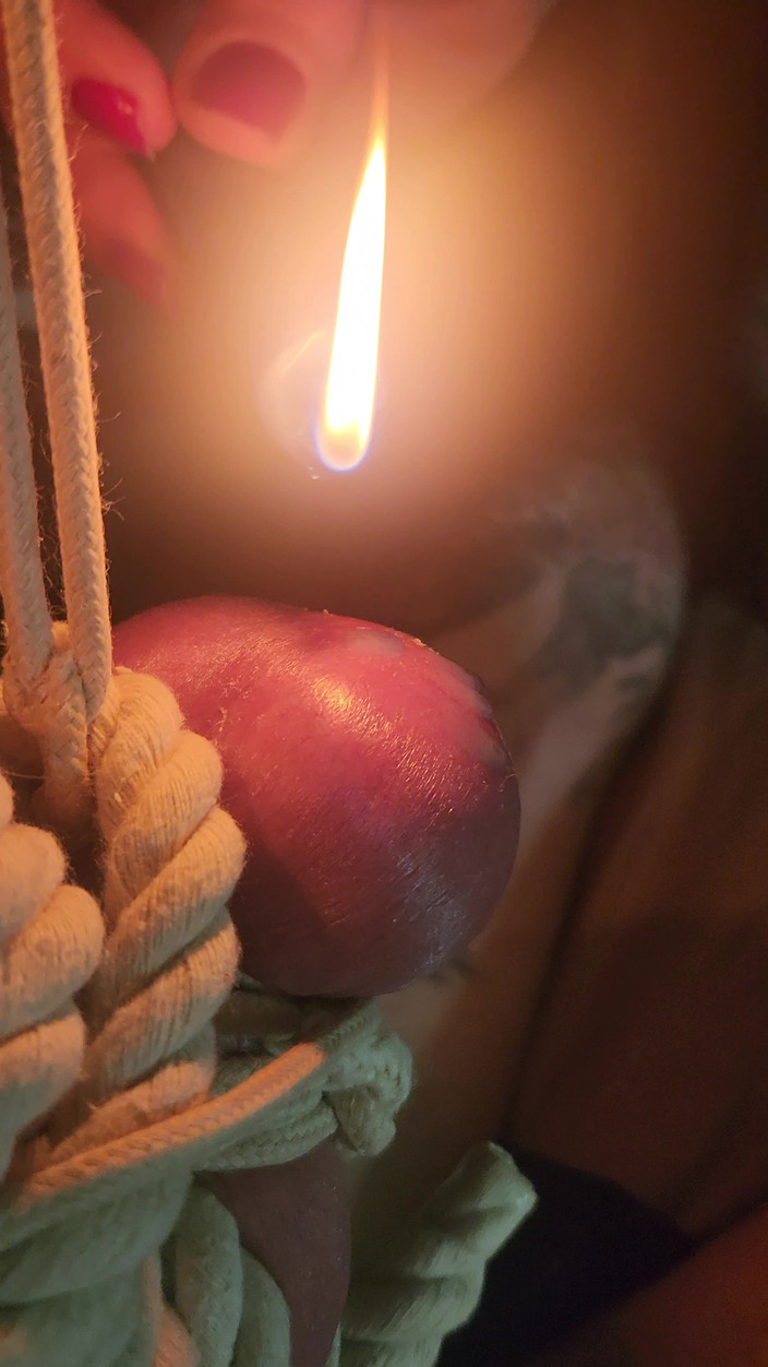 Goode Girl: Goode Girl menyebat telur oleh candle Light pov