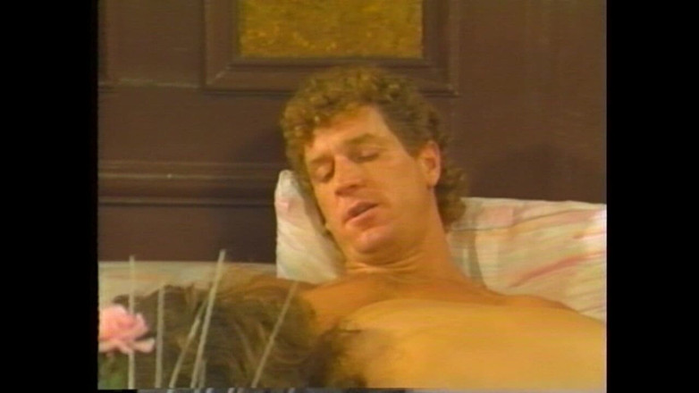 Vintage megastore: Teman laki-lakinya datang ke rumahnya untuk ngentot dan ngentot dia...