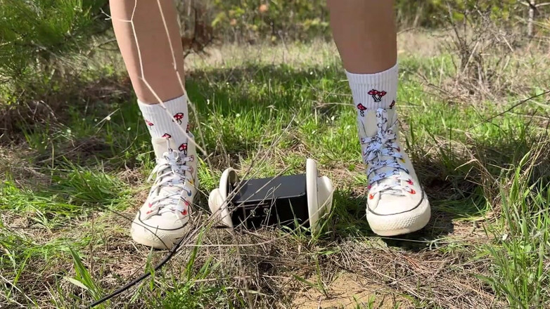 Loly Nebel Studio: Asmr day nella foresta con me