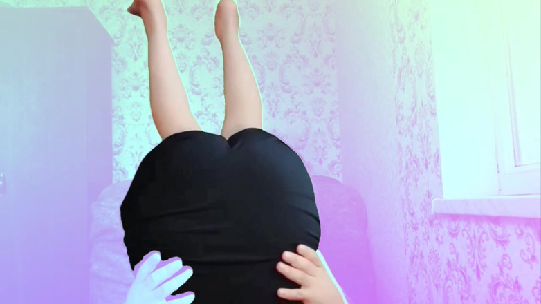Kitty_Cross: BÍLÁ ŽENSKÁ KRÁSKA DOCELA ATRAKTIVNÍ SISSY PORNOHVĚZDA, ŽENSKÝ TVAR TĚLA