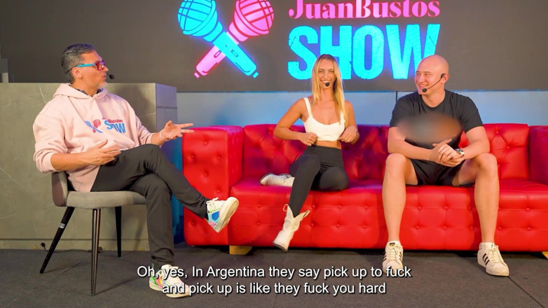 JuanBustos: Argetina babydoll berijdt de enorme pik van Cofla in een...