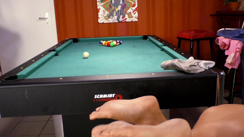 MMV German Kink: Ruiva gostosa rabuda com fetiche de mijar fode seu homem...