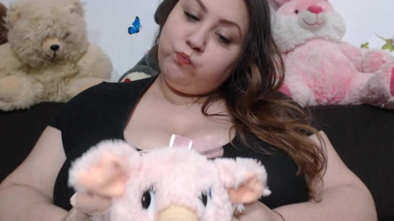 LoraBbw: Sevimli dalga geçiyor